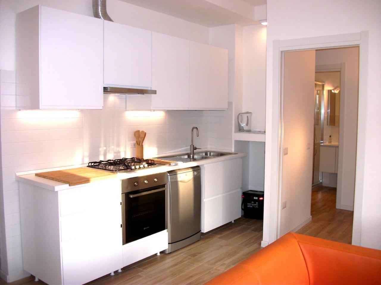 Bright Apartment กาญารี ภายนอก รูปภาพ